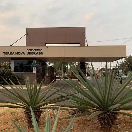 Villa Casa De Temporada Uberaba Mg Exterior foto